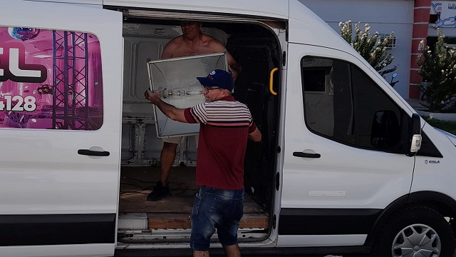 El Club Sarmiento de Resistencia donó 19 reflectores a Marcelino Ugarte