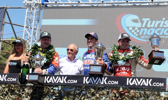 TN: José Manuel Urcera triunfó en la Clase 3 del TN en Bahía Blanca
