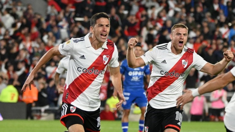 River le ganó a Unión ante su gente y sigue firme en la punta del torneo