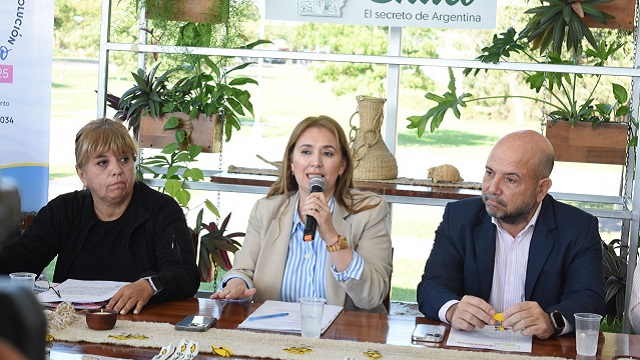 Chaco presentó el XXI Torneo Internacional de Pesca del Dorado con devolución