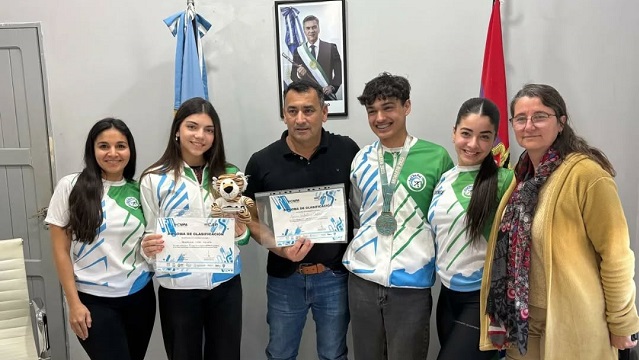 La Federación Chaqueña de Patinaje Artístico se reunió con Vázquez 