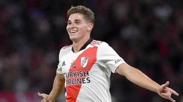 Julián Álvarez fue elegido como el mejor jugador de América