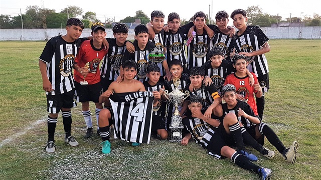 Los juveniles de Atlético Alvear se coronaron Campeones del Clausura en categoría 2009