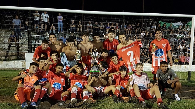 Los juveniles de Unión Progresista se quedaron con el clausura en categoría 2007/08