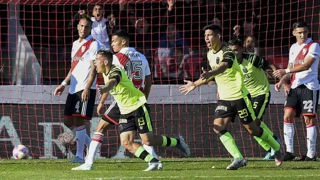 Liga Profesional: River cayó en su visita a Barracas Central, pero sigue cómodo en la punta del torneo