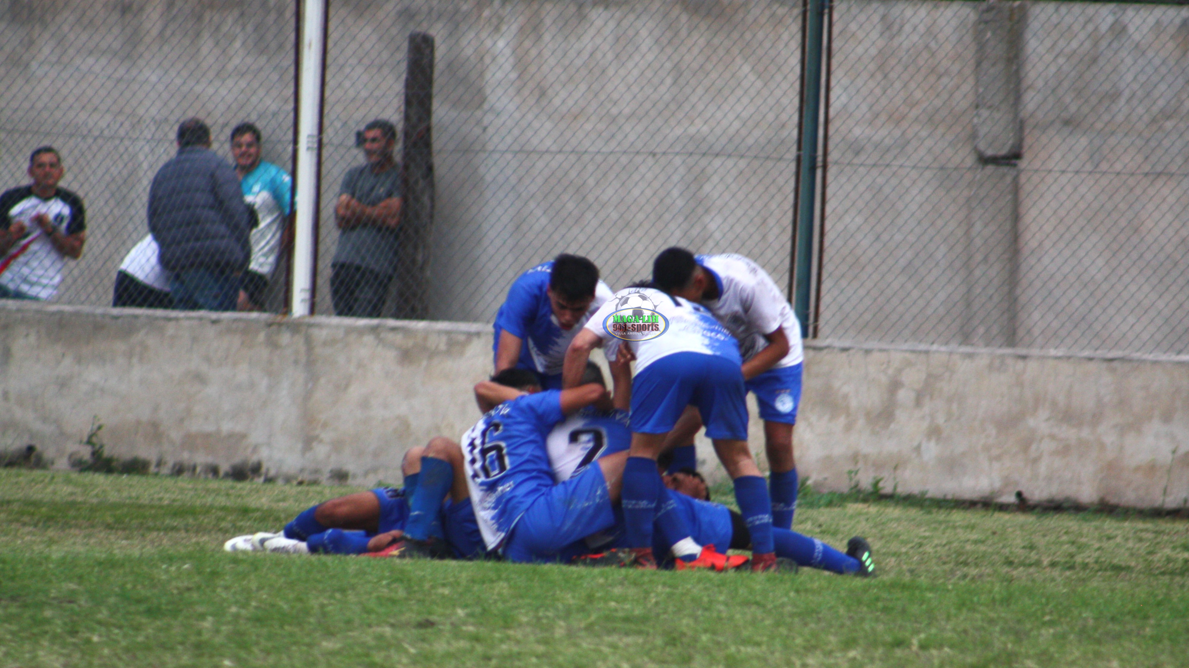 Clausura 2023: Coope bajo Racing, puntero de la zona norte en un partidazo
