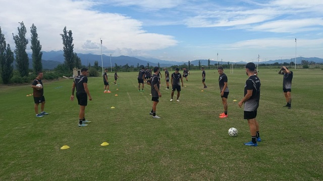 Primera Nacional: Chaco For Ever llegó a Salta y espera por la primera fecha frente a Gimnasia y Tiro