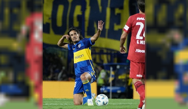 Con tres goles de Cavani, Boca le ganó a Belgrano y se acercó a los puestos de copas