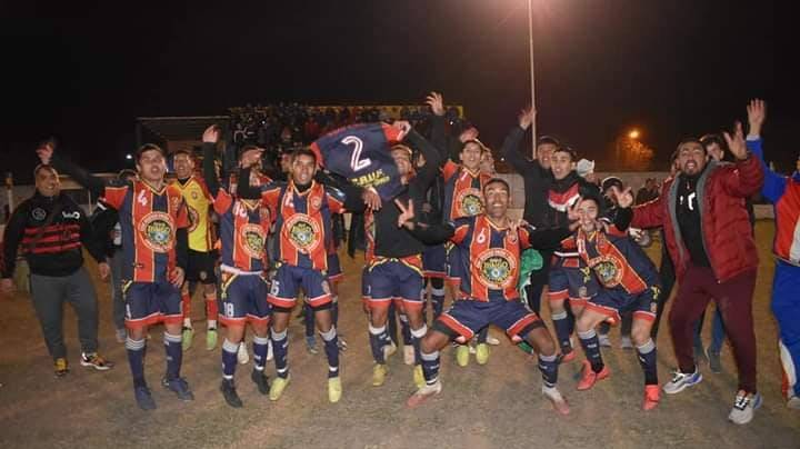 Federativo 2022: Renz no pudo sostener la ventaja y se despidió del torneo en los penales