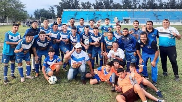 Regional Amateur 2023/24: Comercio le propinó una goleada histórica a Atlético Charata (videos)