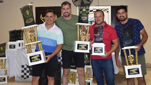 El Intendente Papp participó de la cena de cierre de año del Karting Chaqueño en Tierra