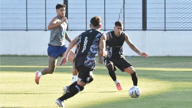 Primera Nacional: For Ever sigue de ensayo y puesta a punto