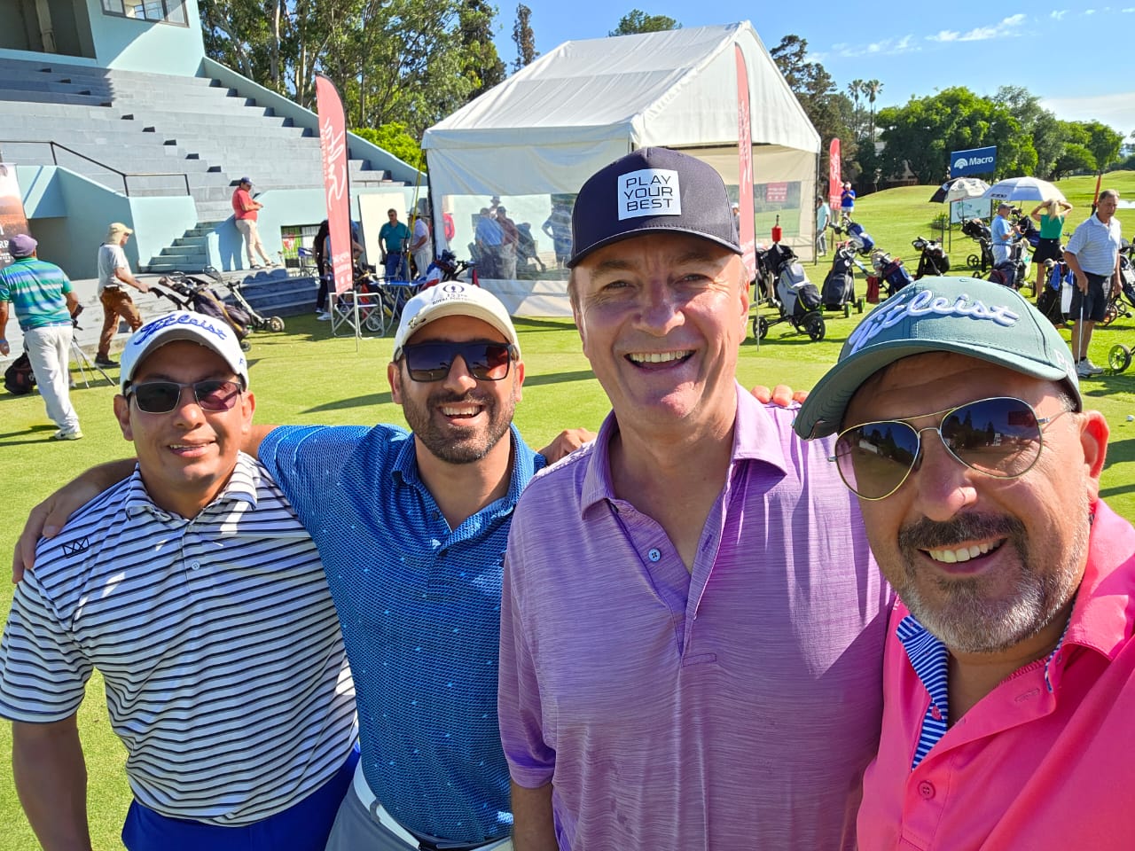 XV Final Internacional de Golf: Los Villangelenses pasaron el corte clasificatorio, ma&ntilde;ana juegan las finales