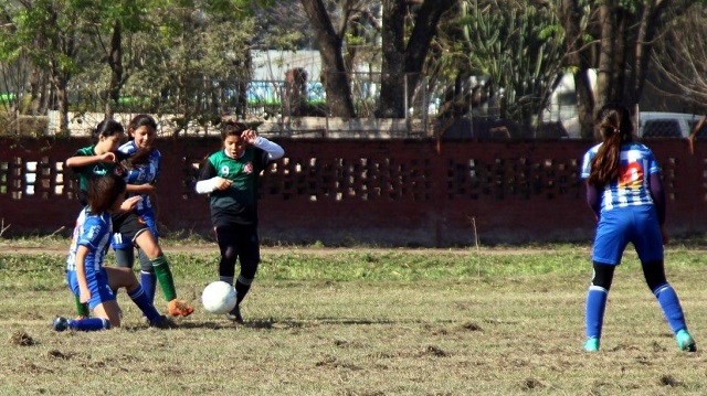 Resistencia: Comienzan los entrenamientos del futbol femenino formativo 