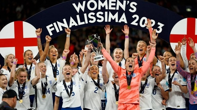 Inglaterra venció por penales a Brasil en la Finalissima femenina