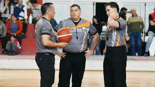 Sáenz Peña: Clínica Provincial de árbitros y comisionados 