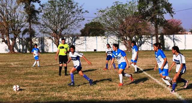 La segunda fecha del fútbol femenino se jugo en cancha del Deportivo Comercio