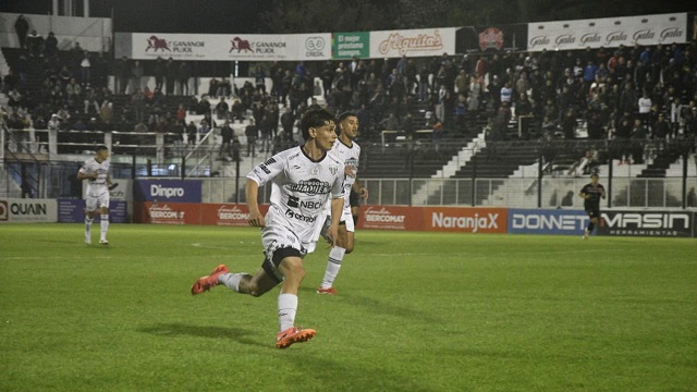 Primera Nacional: For Ever y un punto con sabor a poco