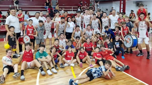 Pre Federal 2024: Regatas sacó ventajas en el arranque 