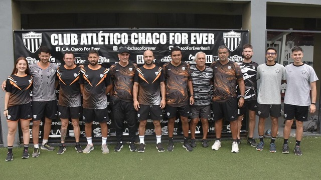 Primera Nacional: Raúl Valdez fue presentado como director técnico de Chaco For Ever