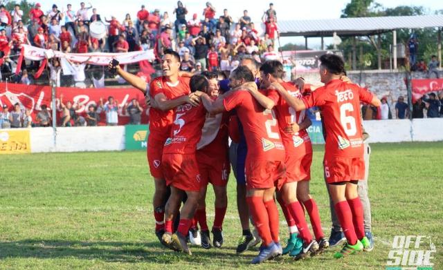 Federativo: Estudiantes igualo con Regional y es finalista del Torneo