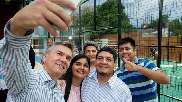 Nuevo Espacio Para Los J&oacute;venes: El Gobernador Zdero inaugur&oacute; la cancha de p&aacute;del en Pampa del Infierno 