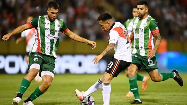 Copa Argentina: River cumplió el trámite y goleó sin inconvenientes a Laferrere en Salta 