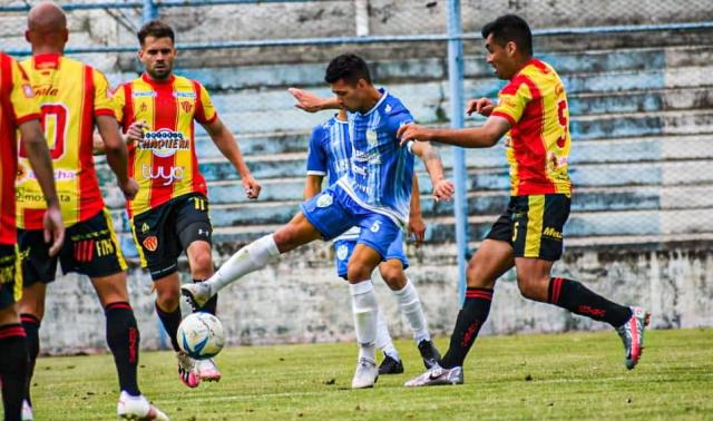 Federal A: Sarmiento igualó con Gimnasia y Tito en Salta