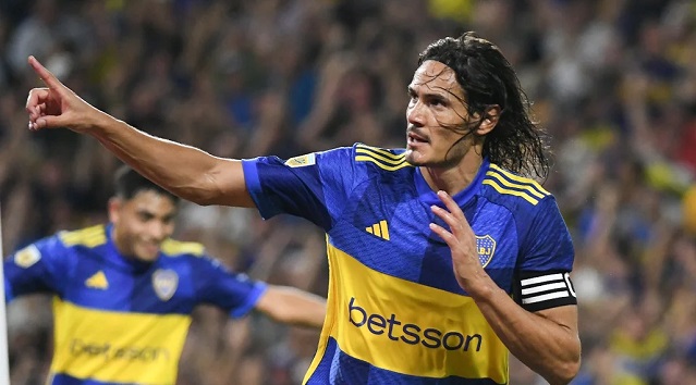 En un partidazo Boca le gano a Racing y se prende arriba