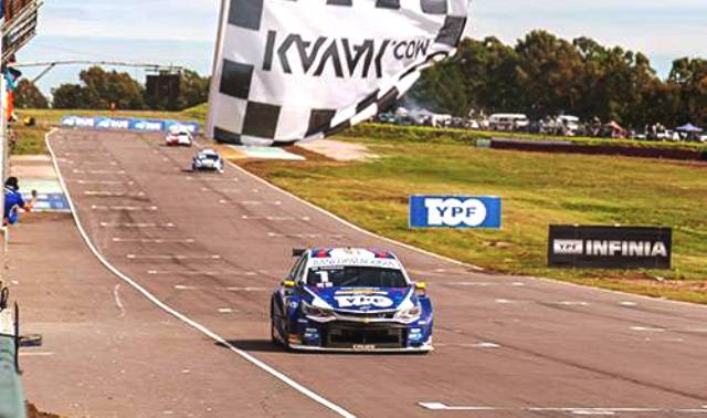 TC2000: Canapino hizo doblete en la vuelta del TC2000 a Bahía Blanca