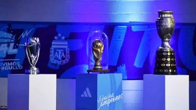 Llegan a Resistencia las Copas de la Selección Argentina de Futbol 