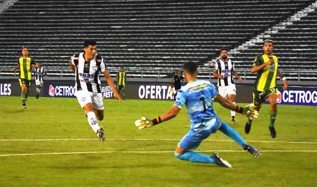 Central Córdoba volvió a hacerse fuerte como visitante y derrotó a Aldosivi en Mar del Plata