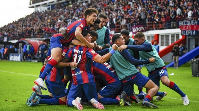 San Lorenzo venció a Boca en el debut de Jorge Almirón