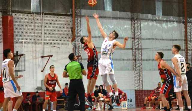 Torneo Federal: Regatas Resistencia cerro su participación en el torneo con una derrota frente a Regatas Corrientes