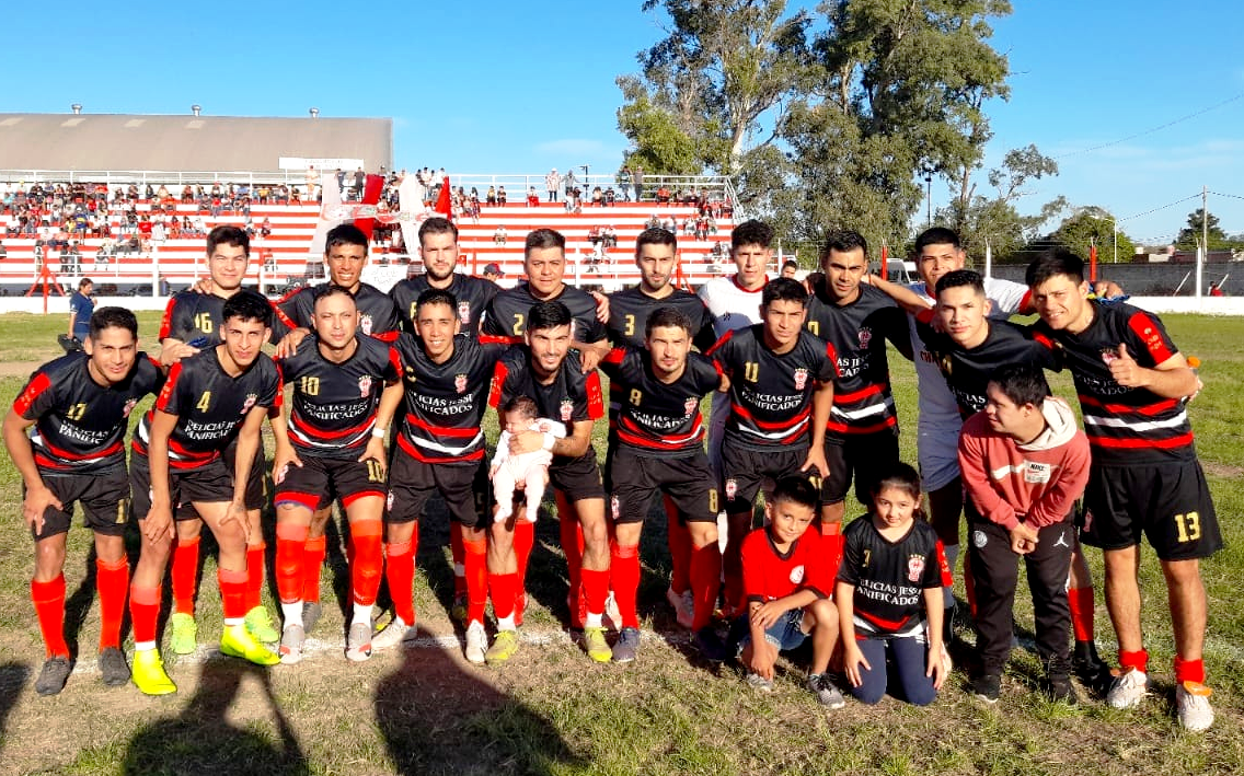 Federativo: Sportivo Español se distrajo en la última y cayo de visitante