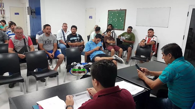 Lunes 13 - Reunión del Consejo Directivo de Afoch