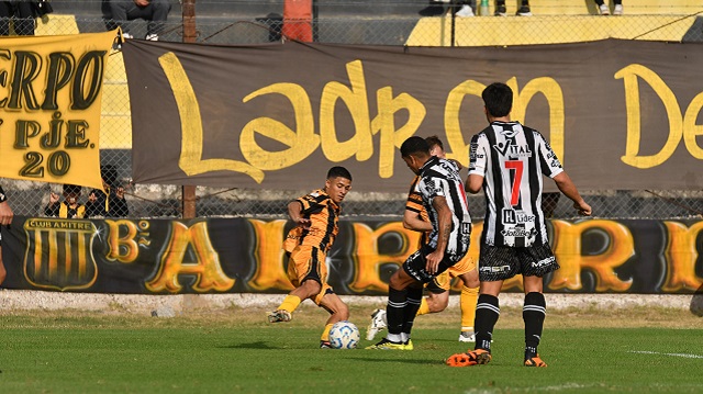 Primera Nacional: For Ever cayó en Santiago del Estero