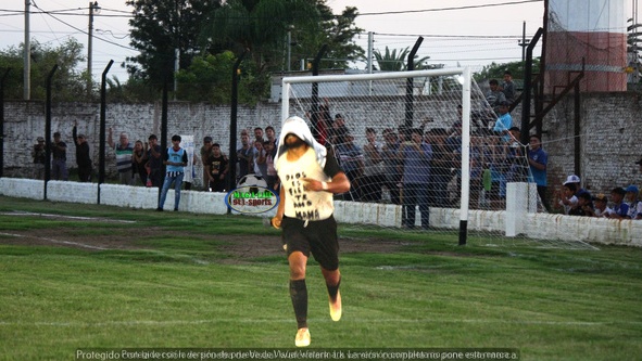 Afoch: Comercio se lo ganaba cómodo hasta que apareció Nahuel Solís el "Fantasma Del Gol"