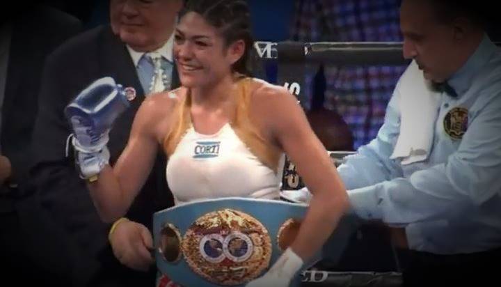 Carabajal destronó a Dionicius con mucha polémica y es campeona mundial