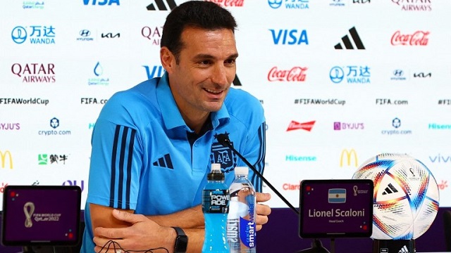 Scaloni se reunirá con Tapia para arreglar su continuidad como DT de la Selección