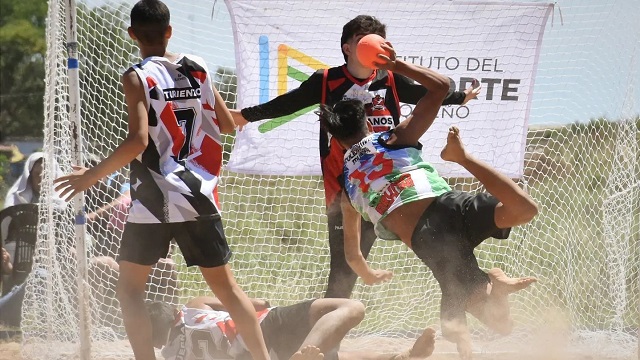 Final provincial de los Juegos Evita de playa: "El deporte construye valores, vida sana y transforma vidas", dijo Capitanich