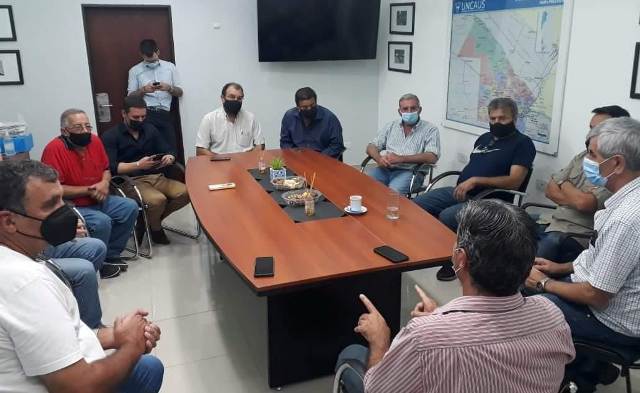 Automovilismo: Reunión de Federación con el Gobernador en Sáenz Peña