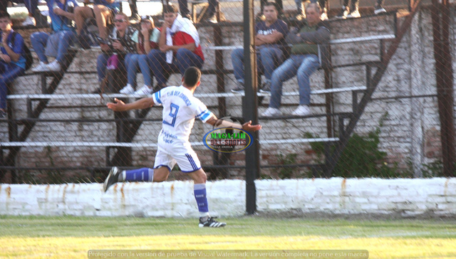 Afoch - Alvear pagó caro el recambio, cayo en el debut frente a Comercio