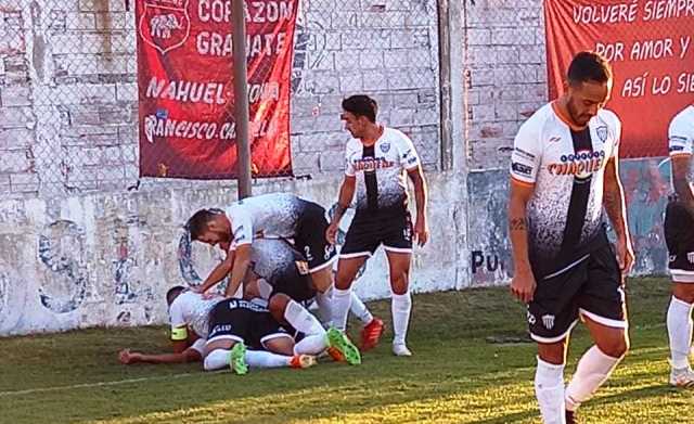 Federal A: Chaco For Ever aprovechó la caída del puntero y achica distancia