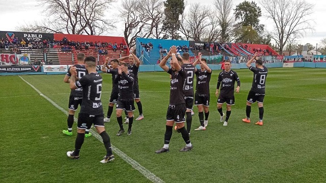 Primera Nacional: For Ever volvió a ganar de visitante luego de más de un año y se trae tres puntos vitales desde Adrogué