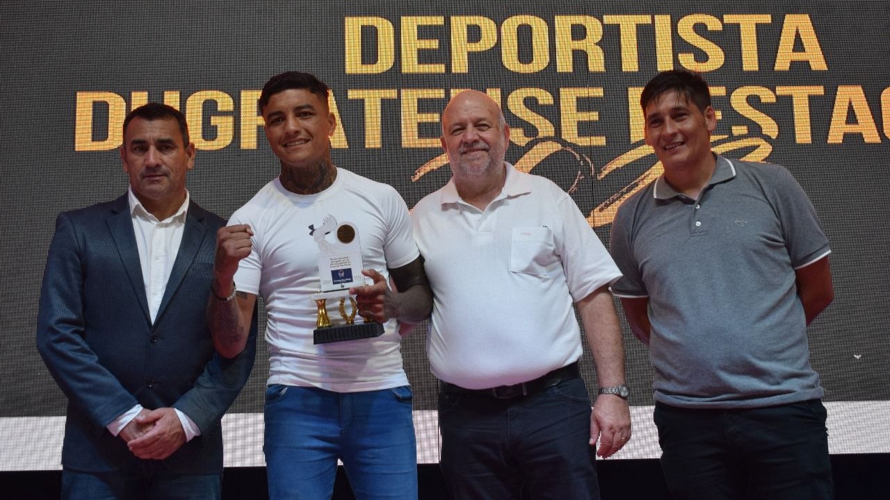 Coronel Du Graty: En la noche del viernes se premiaron a los deportistas locales, Alexis Colman el destacado 2023 