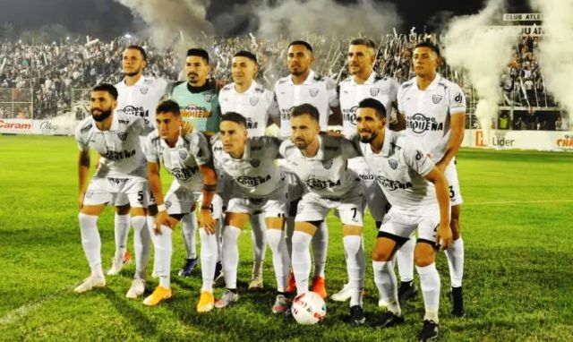 Primera Nacional: Fiesta completa de For Ever