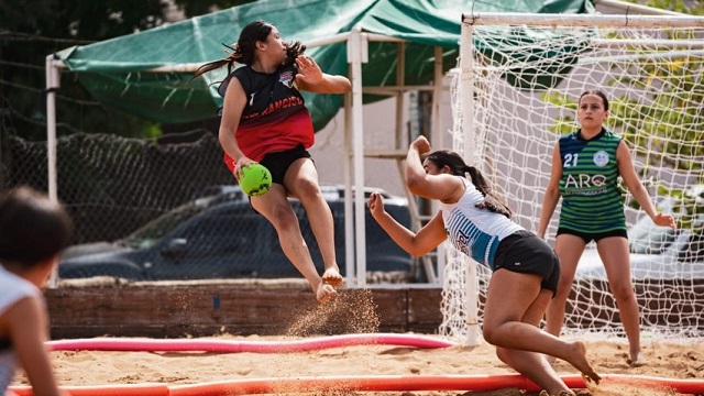 Inici&oacute; el &ldquo;Arena Mil&rdquo; de Beach Handball en el Polideportivo Jaime Zapata 
