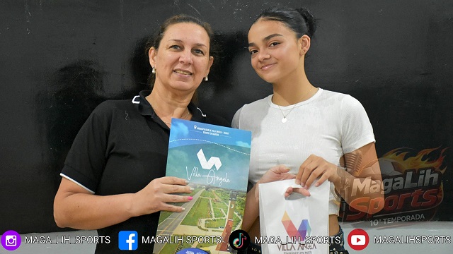 Reconocimiento a Zaira Sandoval por su destacada actuaci&oacute;n en el Panamericano de P&aacute;del 