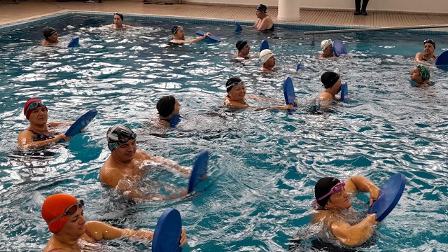 Pileta climatizada en el Polideportivo Jaime Zapata: Apertura de actividades